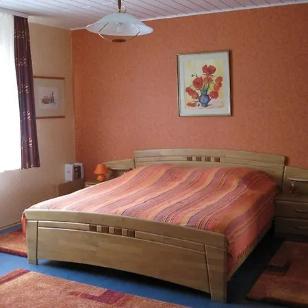Eifelferien-gaestezimmer-haus-eden 招待所