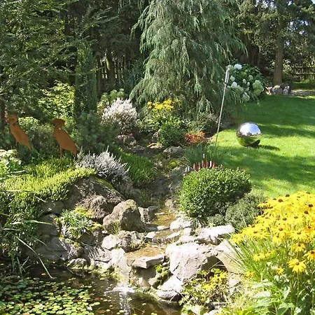 Eifelferien-gaestezimmer-haus-eden * Arft