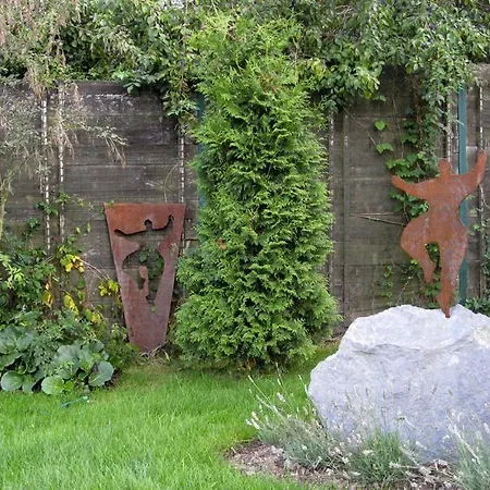 Eifelferien-gaestezimmer-haus-eden *
